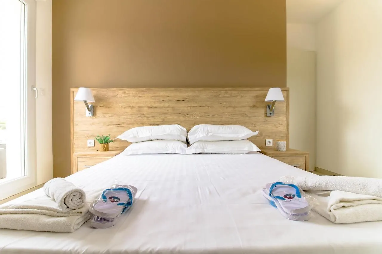 Apartment Select'So Home - Residence Le Poseidon Bormes-les-Mimosas France